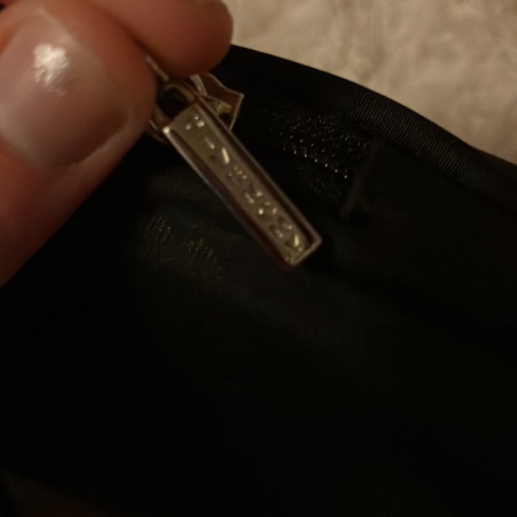 Givenchy makeup bag! 🖤✨ - Picture 6 of 6